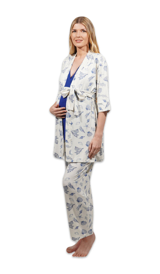 Coastal Analise 3-Piece Set. Pregnant woman wearing 3/4 sleeve robe, tank top and pant with one hand under belly.