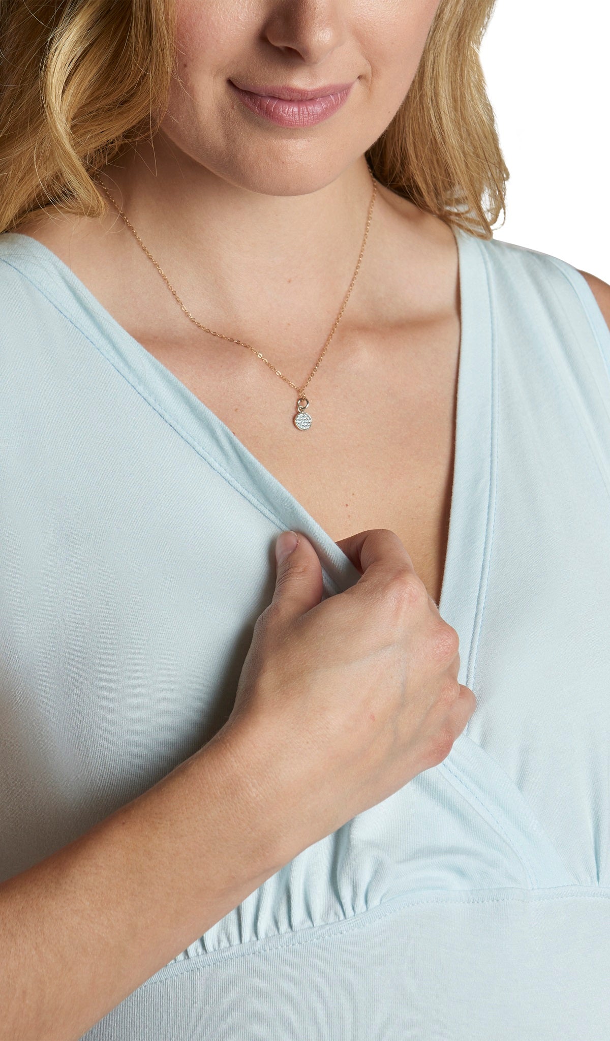 Periwinkle Analise 3-Piece Set, detailed shot of nursing access for tank top.
