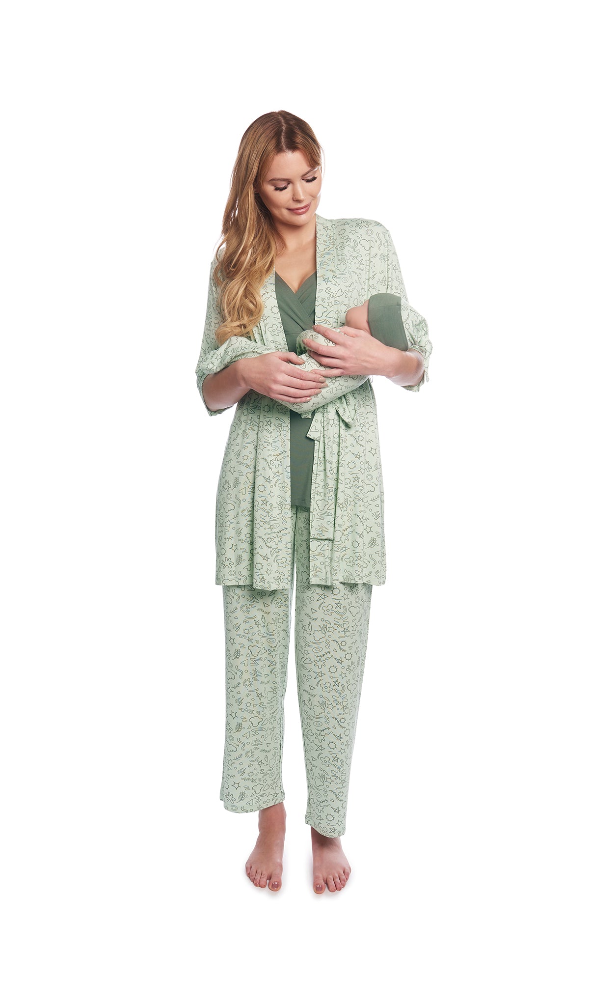 Sage Doodle Analise 5-Piece Set. Woman wearing 3/4 sleeve robe, tank top and pant while holding a baby wearing baby gown and knotted baby hat.