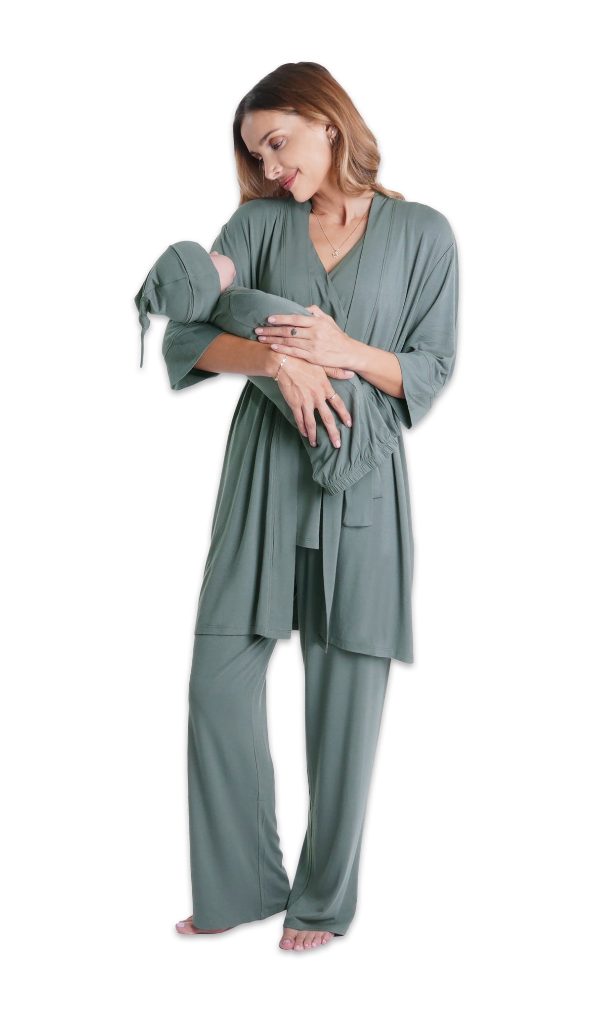 Fog Analise 5-Piece Set. Woman wearing 3/4 sleeve robe, tank top and pant while holding a baby wearing baby gown and knotted baby hat.