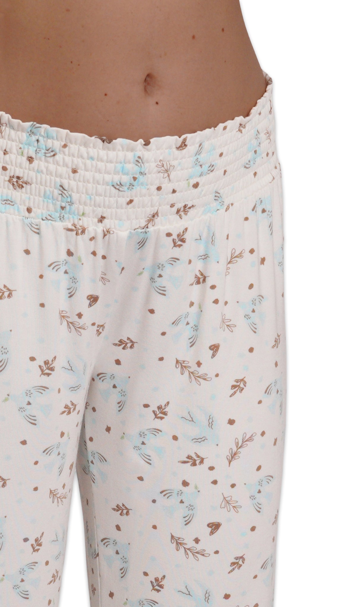 Nest Analise 3-Piece Set, detailed shot of smocked elastic waistband.